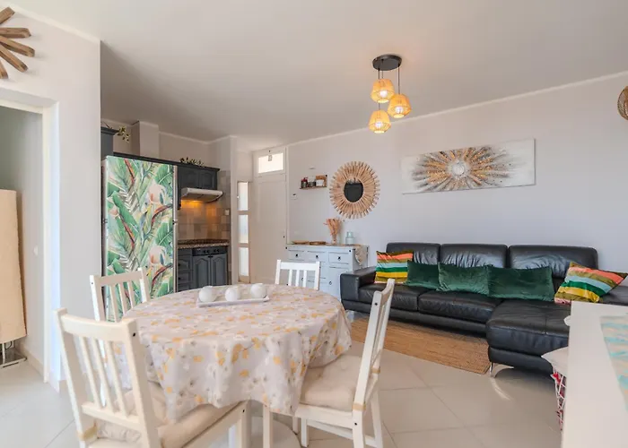 Greta Pool & Wifi & Gardenview & 24h Security Appartamento *