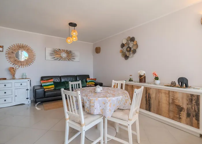 Greta Pool & Wifi & Gardenview & 24h Security *